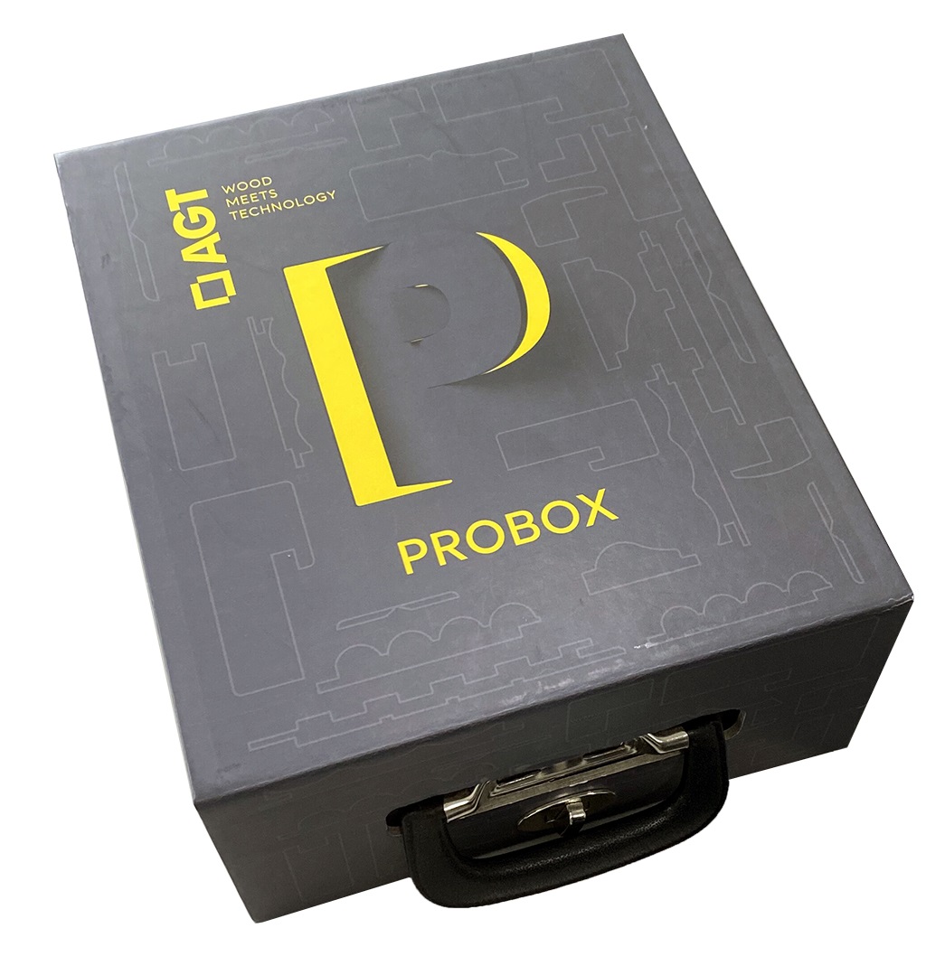 Бокс с образцами стеновых и рамочных профилей МДФ AGT. Рис. 1