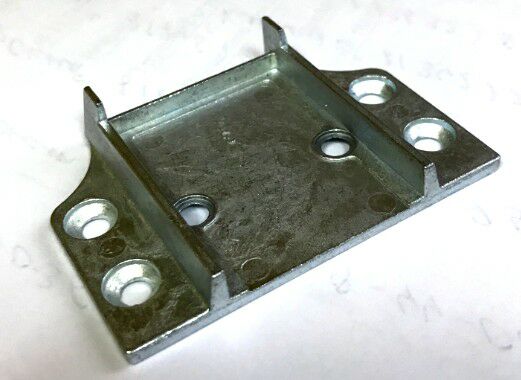 Соединитель механический импоста ELEMENTIS для WHS 72. Рис. 1