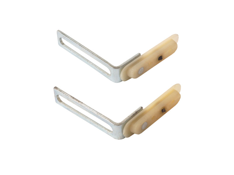 Комплект для распашной двери FIRMAX (2 петли, 2 втулки, 2 винта). Рис. 1 Комплект для распашной двери FIRMAX (2 петли, 2 втулки, 2 винта). Рис. 1