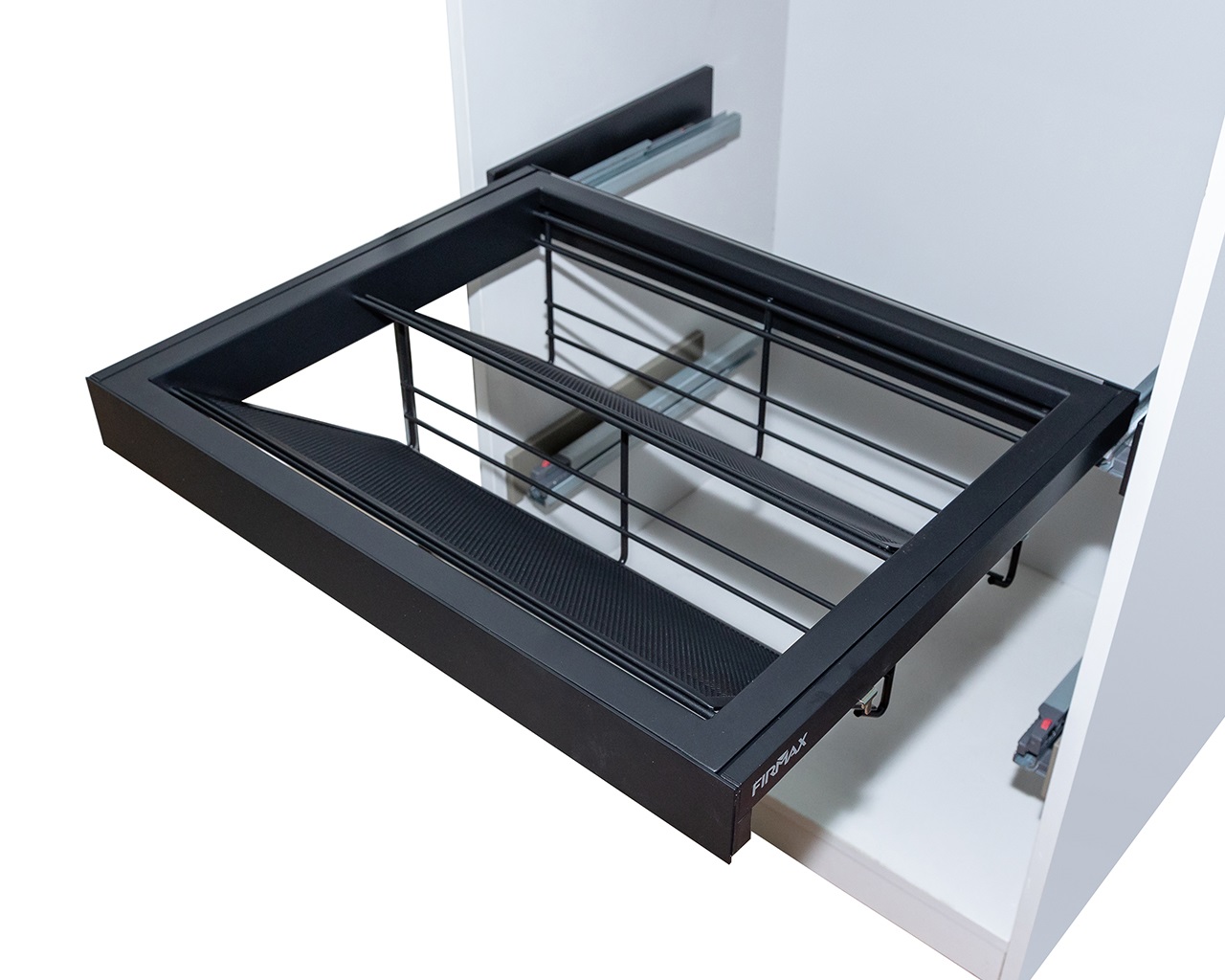 FIRMAX Выдвижная обувница в базу 600 мм, 564х420х160 (ШхГхВ), черный. Рис. 1 FIRMAX Выдвижная обувница в базу 600 мм, 564х420х160 (ШхГхВ), черный. Рис. 1