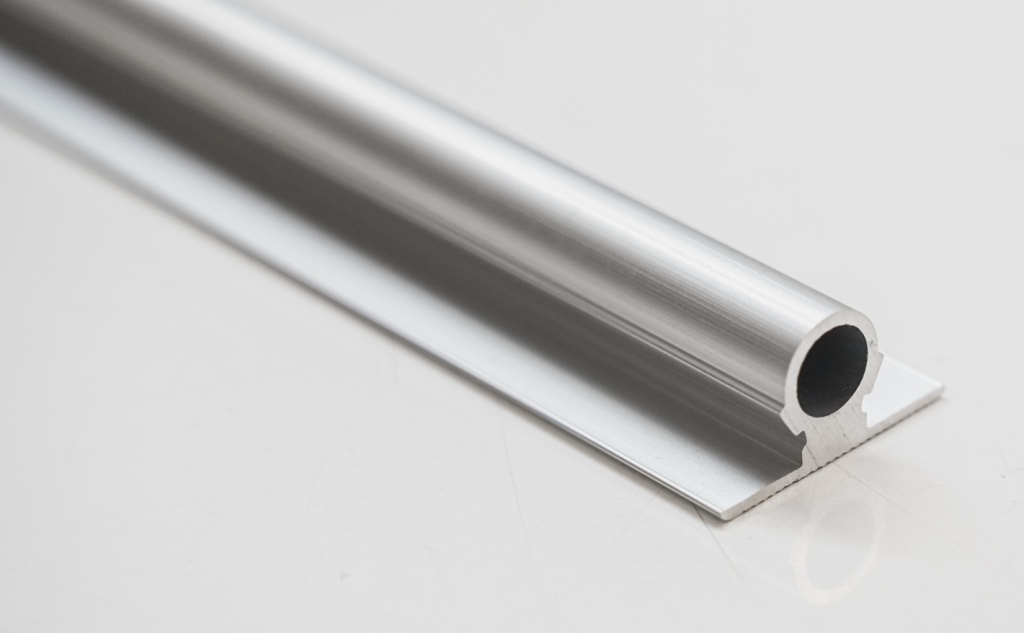 FM206 Корректор фасада под сквозную фрезеровку, L=1600-2000 мм, серебро, FIRMAX.. Рис. 2 FM206 Корректор фасада под сквозную фрезеровку, L=1600-2000 мм, серебро, FIRMAX.. Рис. 2