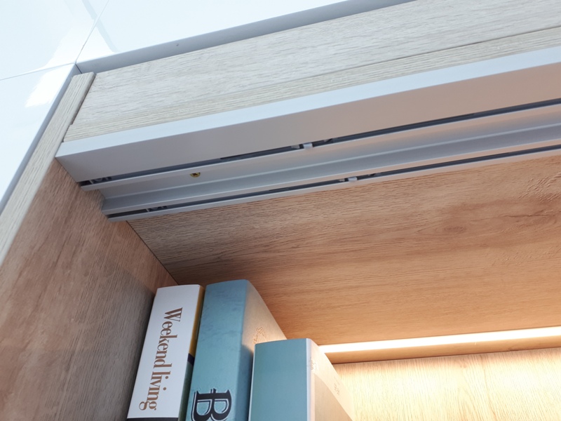 FM409 Направляющая верхняя, накладной монтаж, серебро, L=3000 мм, FIRMAX.. Рис. 3