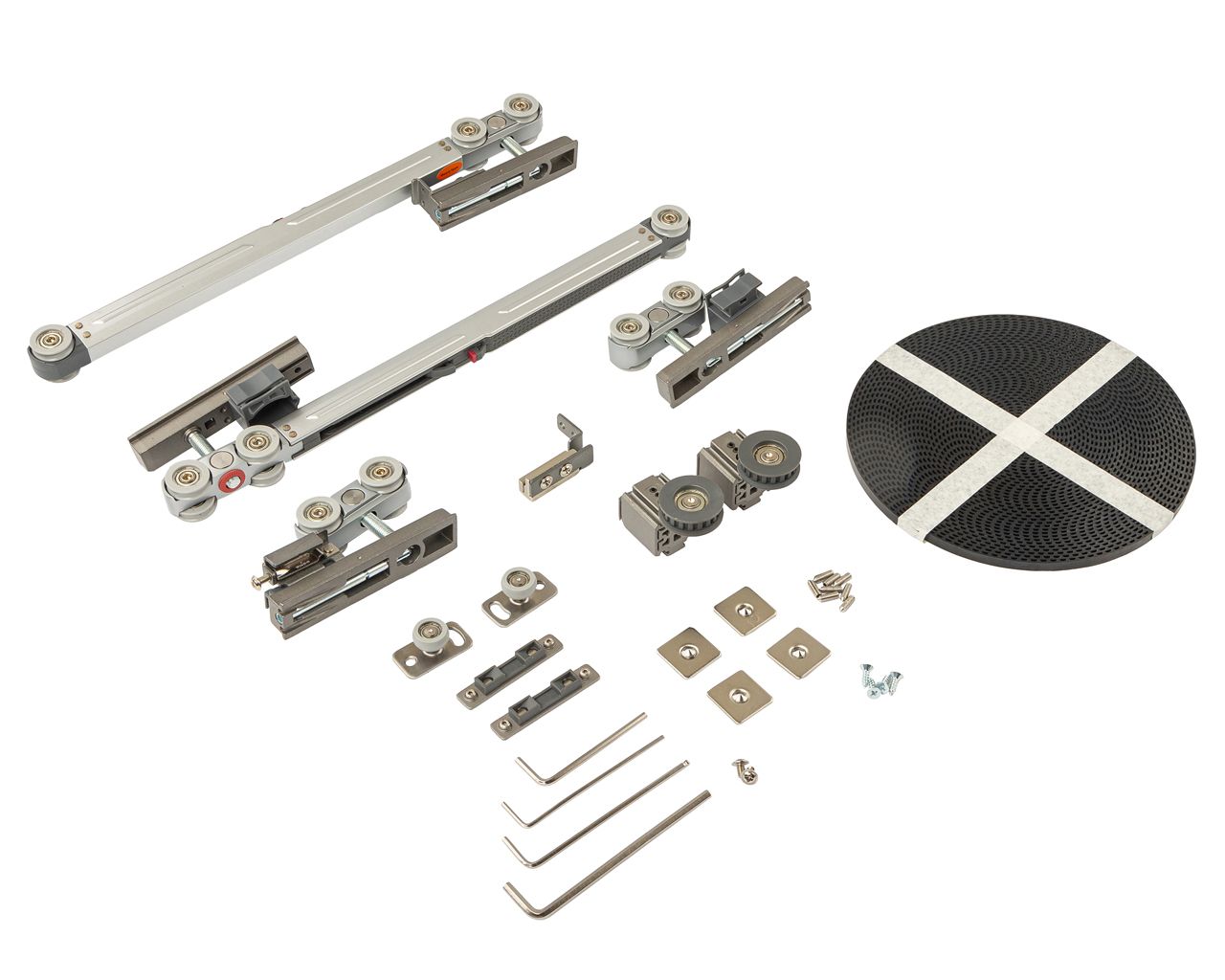FM911С Комплект для 4-х (2+2) дверей из алюминиевого профиля с синхронным плавным закрыванием. Рис. 1 FM911С Комплект для 4-х (2+2) дверей из алюминиевого профиля с синхронным плавным закрыванием. Рис. 1