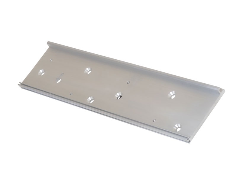 Пластина монтажная 4150 мм неокрашенная, 25505103120. Рис. 1