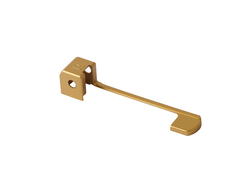 Накладка декоративная нижней петли на раме левая Internika, дерево, золото матовое. Рис. 3 Накладка декоративная нижней петли на раме левая Internika, дерево, золото матовое. Рис. 3