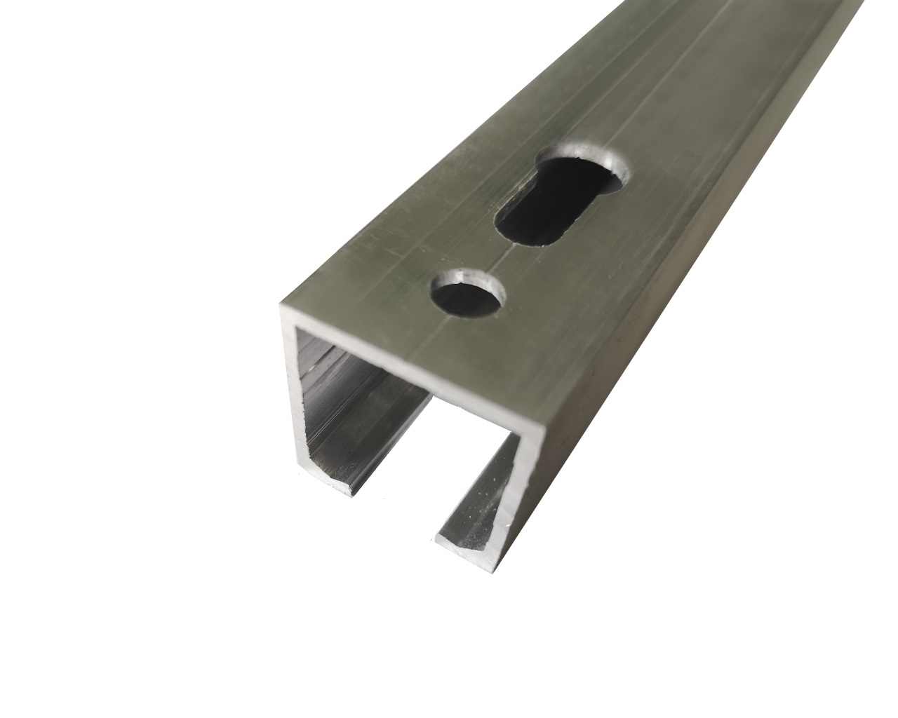 Направляющая верхняя для раздвижных дверей, длина 2 м, алюминий, неокрашенный. Рис. 1 Направляющая верхняя для раздвижных дверей, длина 2 м, алюминий, неокрашенный. Рис. 1