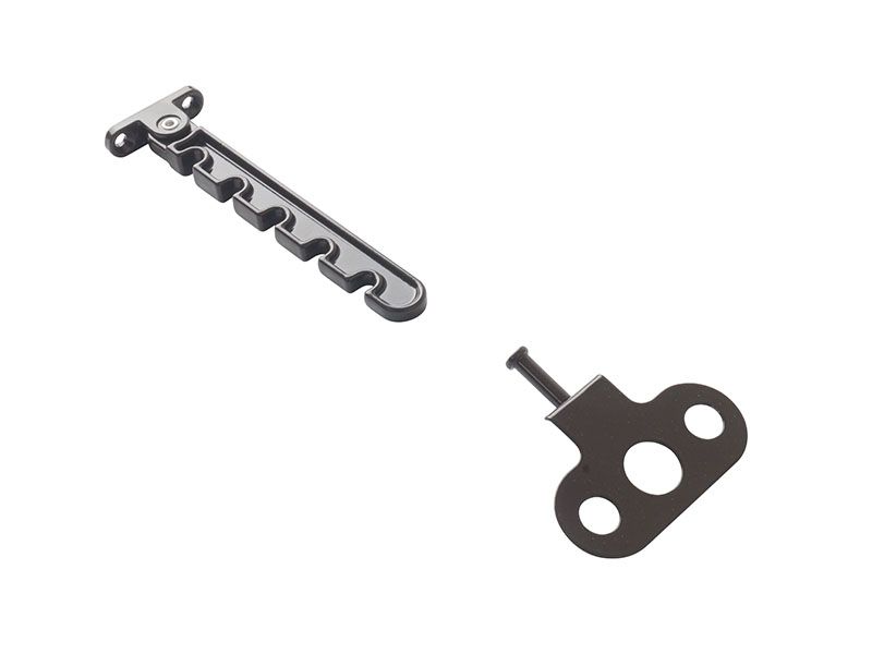 Ограничитель открывания металлический, коричневый. Рис. 3