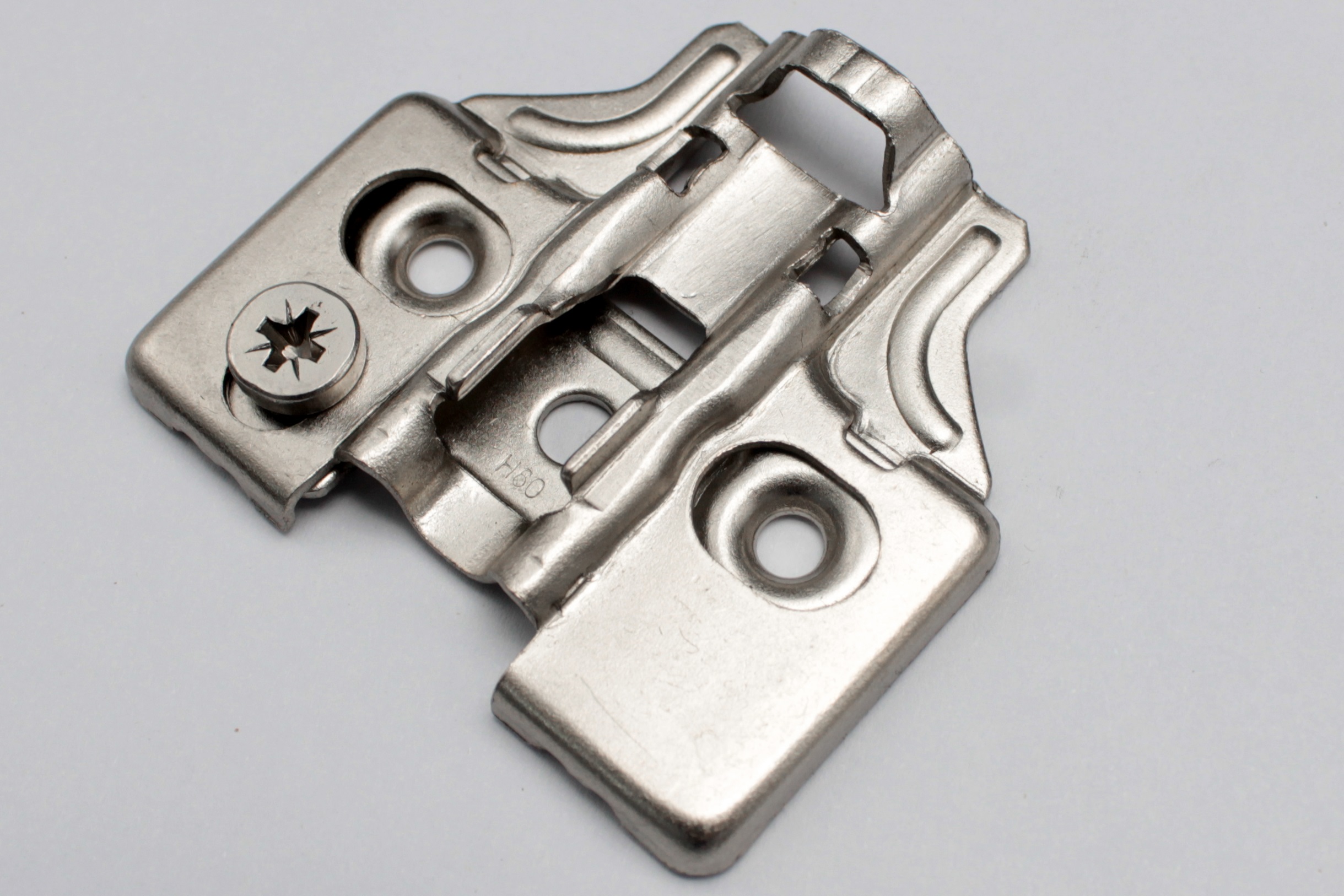 Планка монтажная 3D для петель Firmax Smartline Clip On,Soft-Close, H=2, крестовая с регулировкой по высоте, под саморез. Рис. 2 Планка монтажная 3D для петель Firmax Smartline Clip On,Soft-Close, H=2, крестовая с регулировкой по высоте, под саморез. Рис. 2