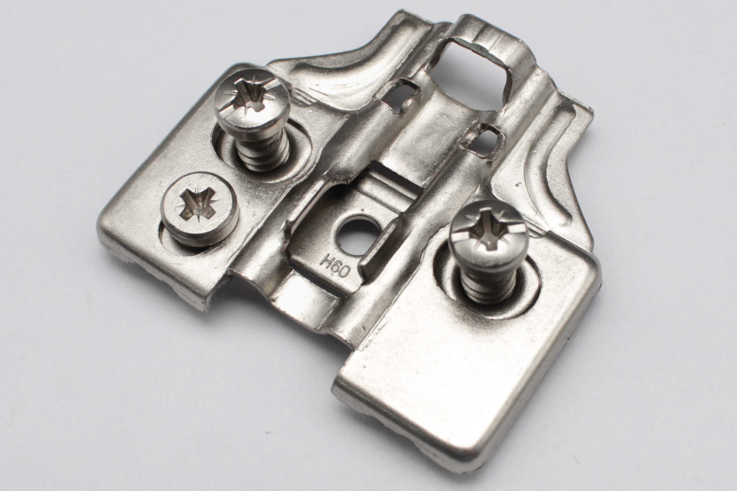 Планка монтажная 3D для петель Firmax Smartline Clip On, Soft-Close, H=0, крестовая с регулировкой по высоте, под евровинт. Рис. 2 Планка монтажная 3D для петель Firmax Smartline Clip On, Soft-Close, H=0, крестовая с регулировкой по высоте, под евровинт. Рис. 2