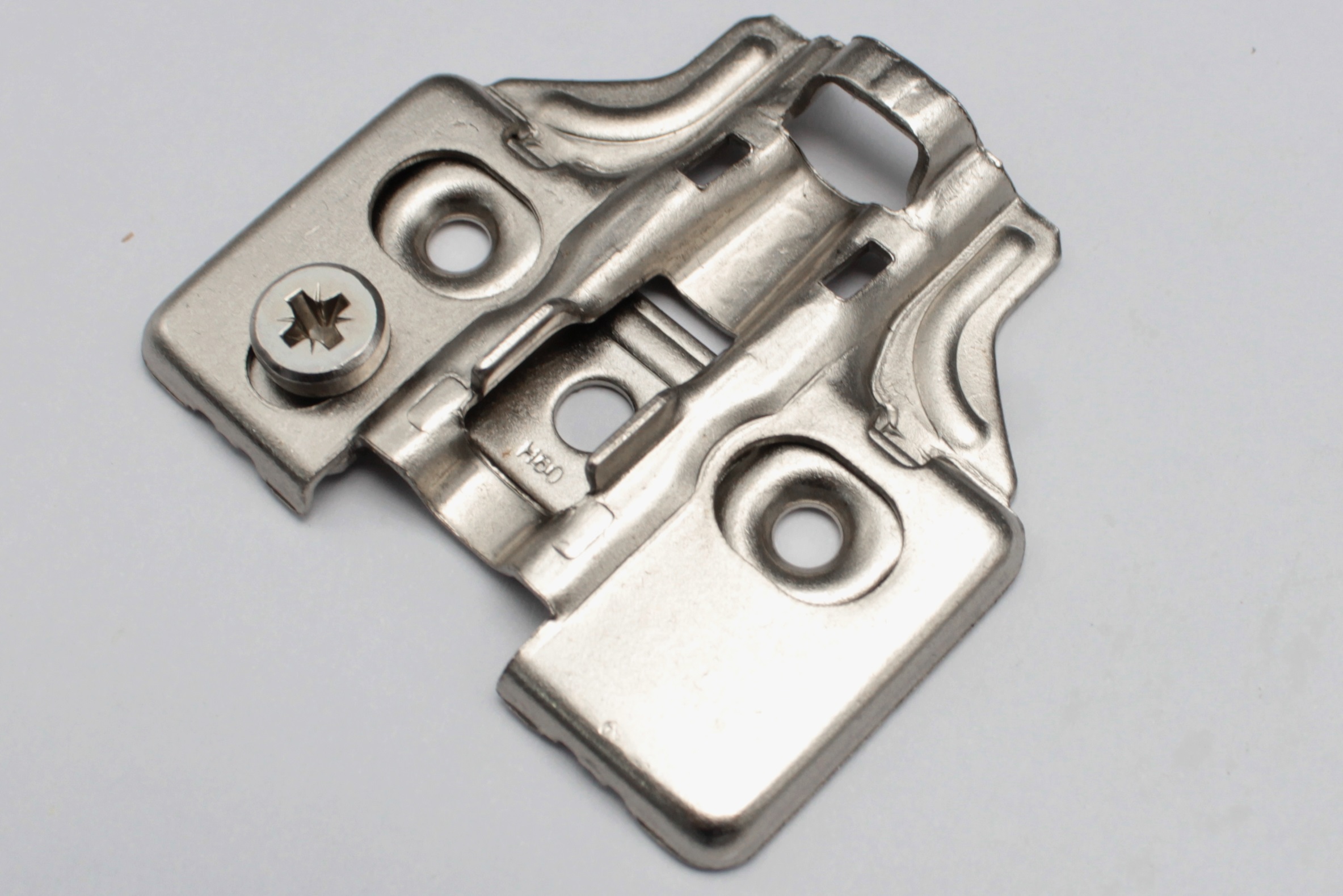 Планка монтажная 3D для петель Firmax Smartline Clip On, Soft-Close, H=0, крестовая с регулировкой по высоте, под саморез. Рис. 2 Планка монтажная 3D для петель Firmax Smartline Clip On, Soft-Close, H=0, крестовая с регулировкой по высоте, под саморез. Рис. 2