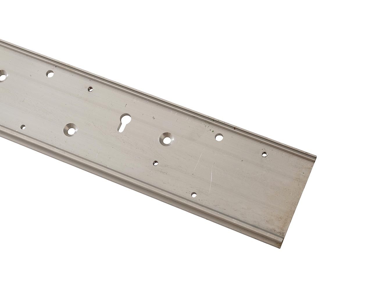 Пластина монтажная 3125 мм неокрашенная, 25505107120. Рис. 2