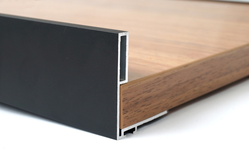 Профиль ручка для фасадов 18 мм, серия MONA, L=3000 мм, алюминий, черный.