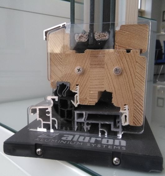 Профиль-порог АЛЮСТАРТ, с термовставкой, алюминий анодированный, серебристый. Рис. 2