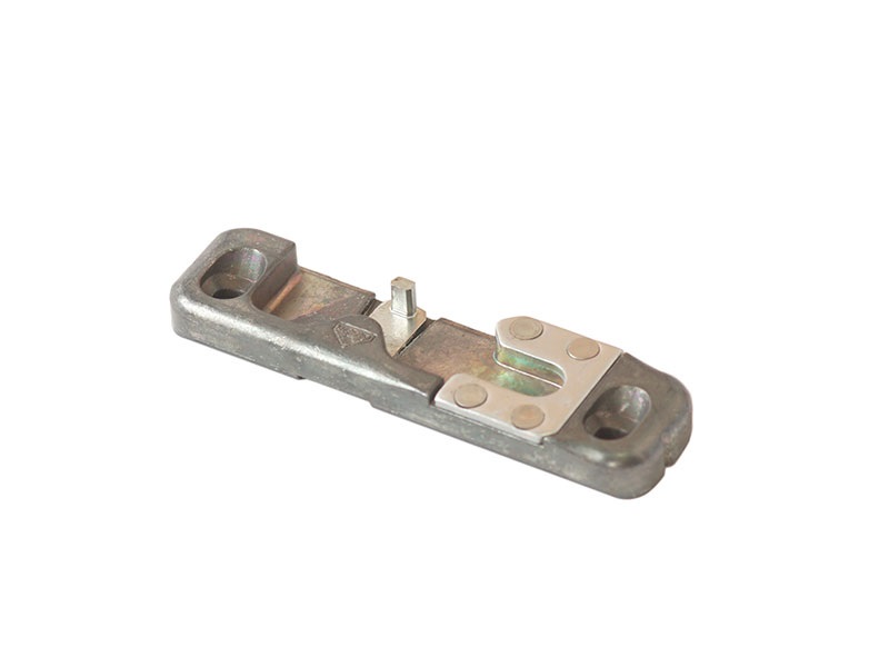 Проветриватель щелевой ось 13 мм, рамн. прав., фальц 24мм. Рис. 1