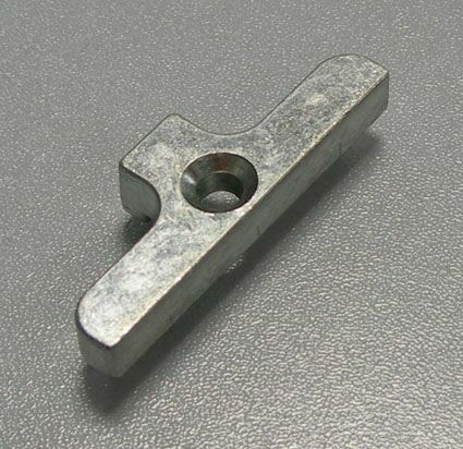 Планка ответная 24MM 13V Дерево. Рис. 1