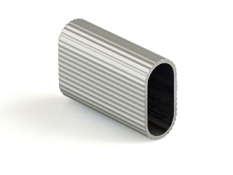 Штанга овальная алюм. рифленая, 30x15мм, L=3000 мм, толщина=1,3мм, Серебро. FIRMAX. Рис. 1