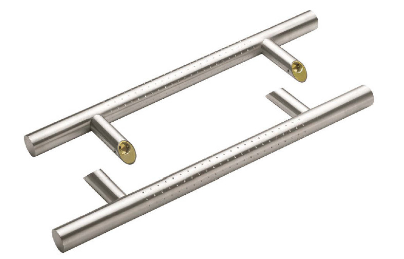 Ручка двустор. для алюм. двери, со смещен., комплект с крепл., L=800, м/о=600, D=32, 114.SP.600.45, с перфорацией. Рис. 2