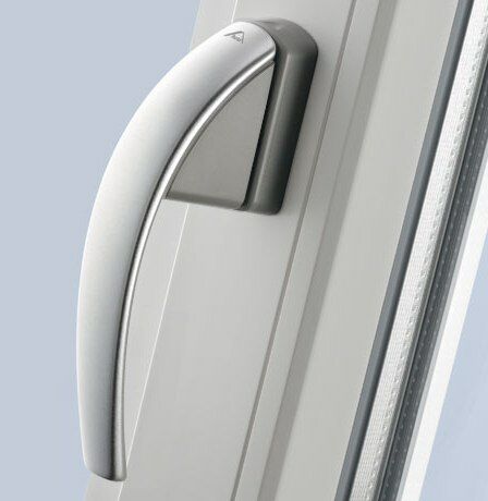 Ручка оконная Roto Swing, штифт 37 мм, алюм., 45 град., с винтами, серебро натуральное R01.1. Рис. 2 Ручка оконная Roto Swing, штифт 37 мм, алюм., 45 град., с винтами, серебро натуральное R01.1. Рис. 2