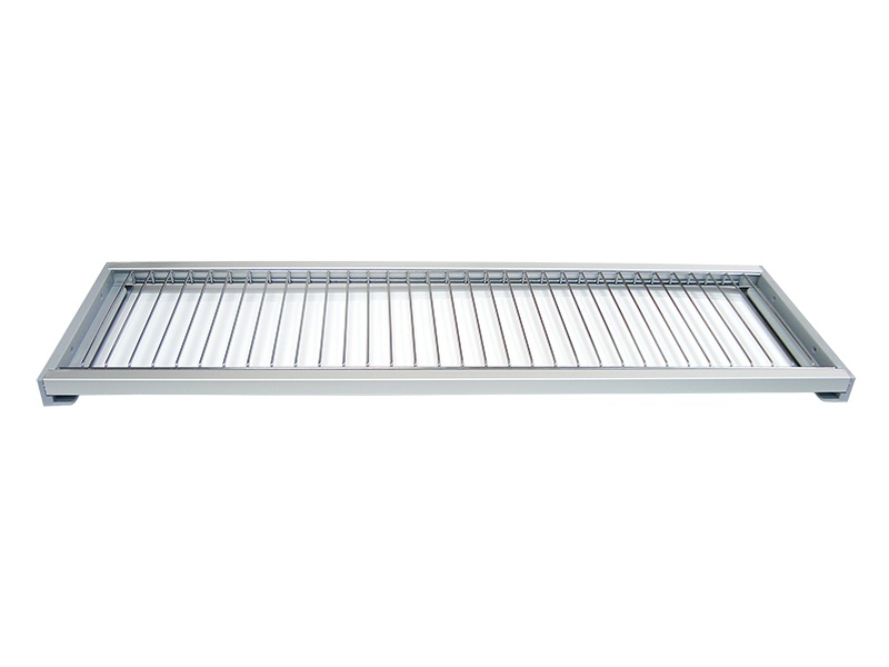 Сушка для чашек Variant с рамкой в базу 900мм (ЛДСП 18мм), держатель задней стенки+регулировка по глубине, хром. Рис. 2 Сушка для чашек Variant с рамкой в базу 900мм (ЛДСП 18мм), держатель задней стенки+регулировка по глубине, хром. Рис. 2