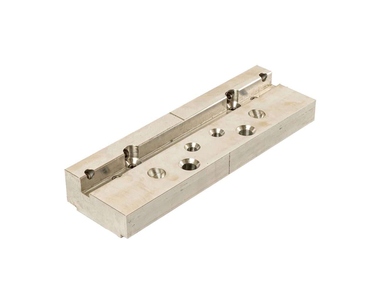 Шаблон Rollenband AT Almo AWD. Рис. 1