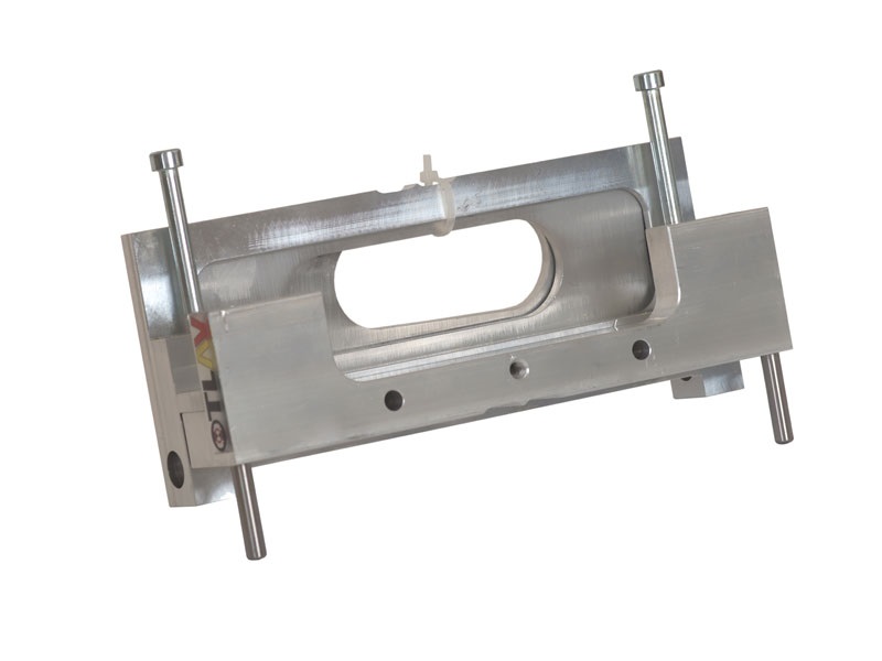 Шаблон для фрезерования для скрытых петель, 120x30 мм. Рис. 3 Шаблон для фрезерования для скрытых петель, 120x30 мм. Рис. 3