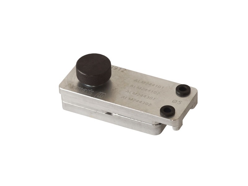 Шаблон сверлильный для профиля оконной рамы и импоста для углового соединения, S44. Рис. 1