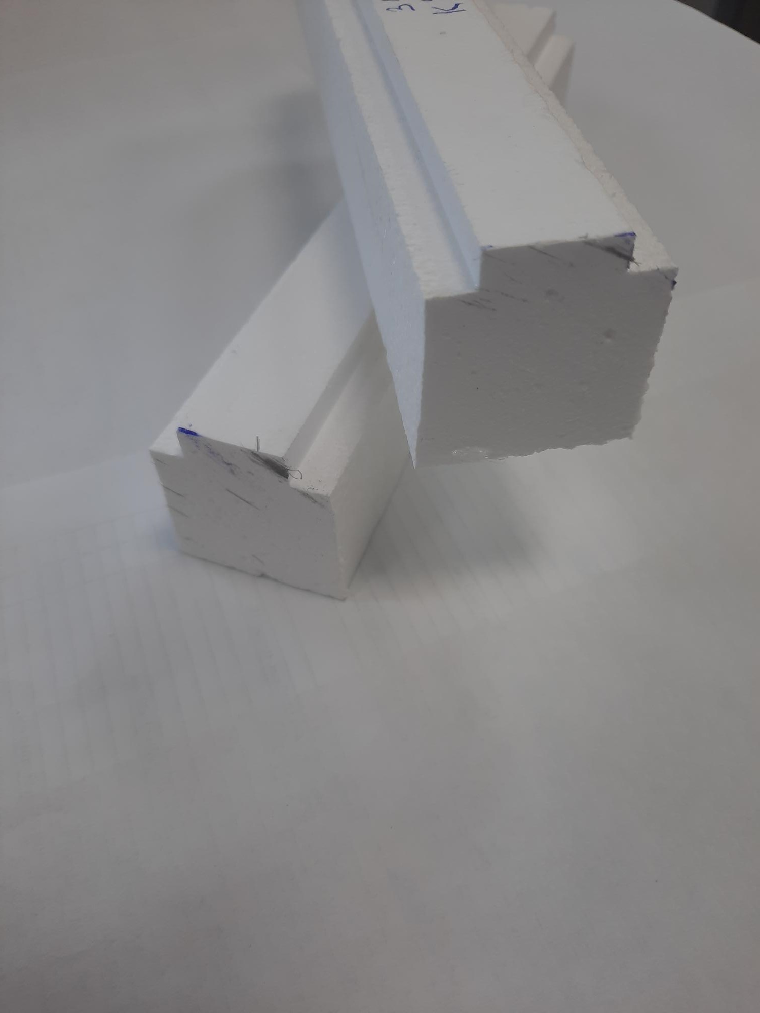 Теплый подставочный профиль, совместим с профилем KBE 58 (1200*35*38). Рис. 3 Теплый подставочный профиль, совместим с профилем KBE 58 (1200*35*38). Рис. 3