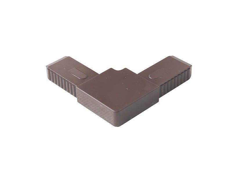 Соединительный уголок ABS цельнолитой 16.9 МС-БАЗА коричневый. Рис. 1