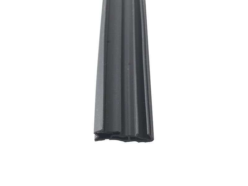 Уплотнитель для деревянных евроокон DEVENTER на фальц створки, ширина паза 4-5 мм, ТЭП, черный RAL 9004. Рис. 3