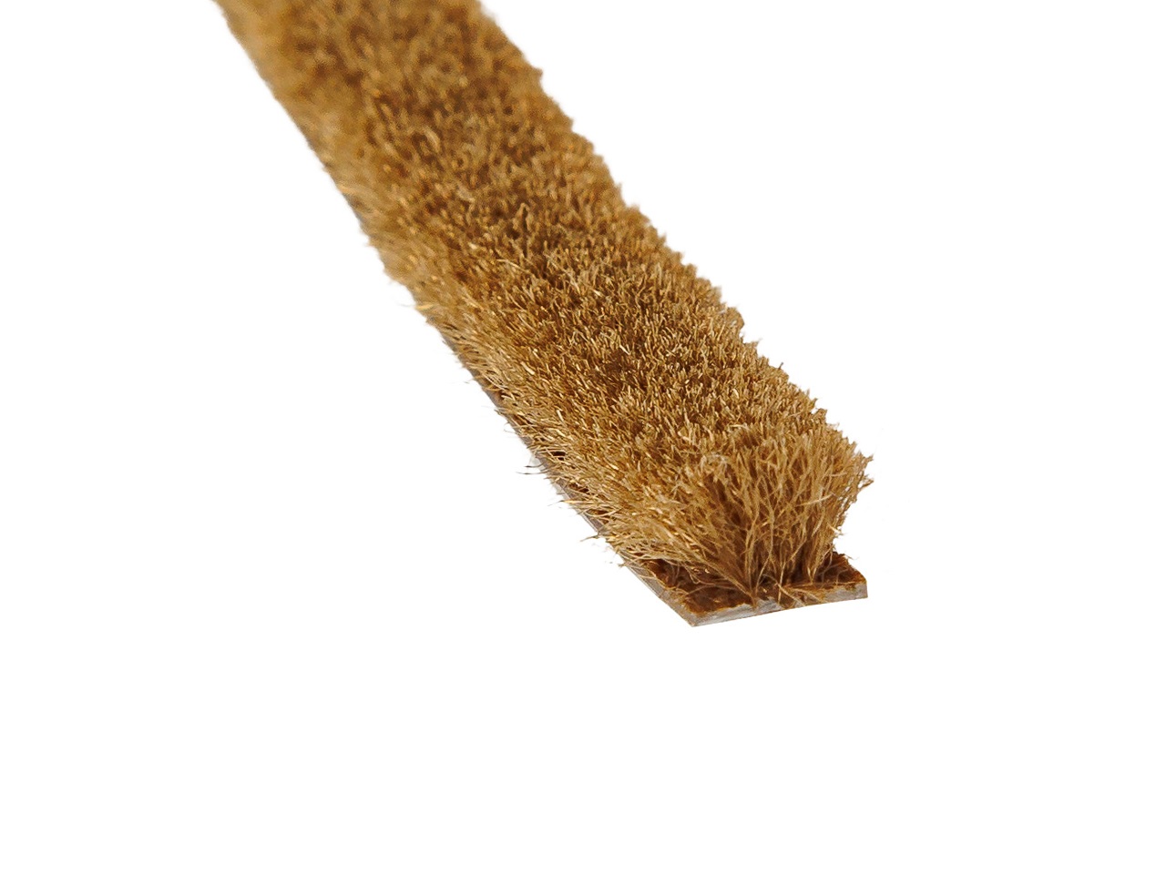 Уплотнитель щеточный самоклеящийся, 7х6мм, бронза. Рис. 1