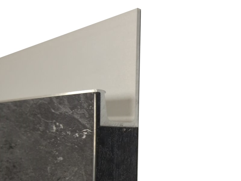 Высокая профиль-ручка под пропил, L=4000мм, отделка алюминий. Рис. 2 Высокая профиль-ручка под пропил, L=4000мм, отделка алюминий. Рис. 2