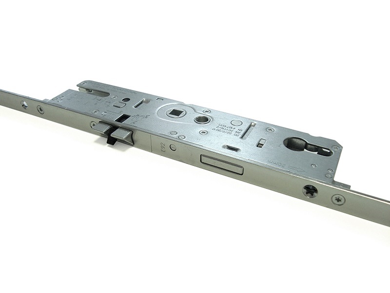 Замок G-TS LM 92 PZ/35/16/92/8 с 4i.S.оцинк,(прив. от ручки),L=2400мм. Рис. 1