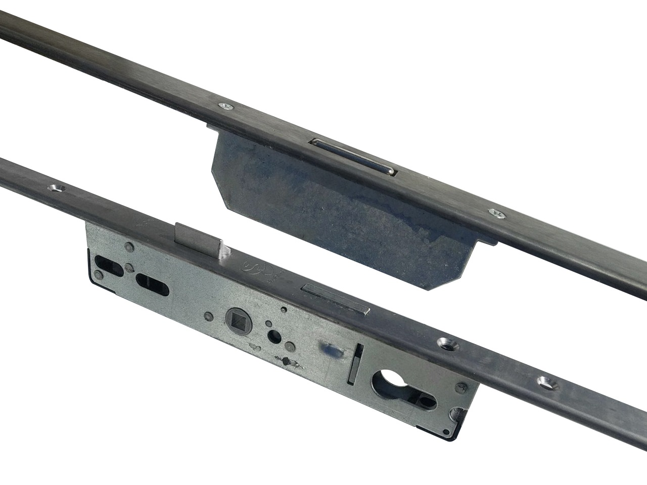 Замок многозапорный, привод от ручки, фалевая защёлка, D=30, U5, м/о 85, L=2200 мм, 3149.35.10/P. Рис. 1 Замок многозапорный, привод от ручки, фалевая защёлка, D=30, U5, м/о 85, L=2200 мм, 3149.35.10/P. Рис. 1